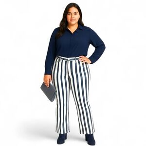 NWT Levi's Low Pro Navy & White Striped Jeans